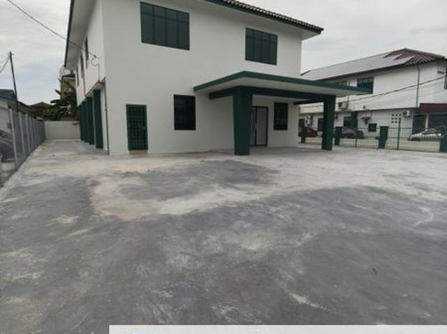 Shop for rent in Muar, Johor