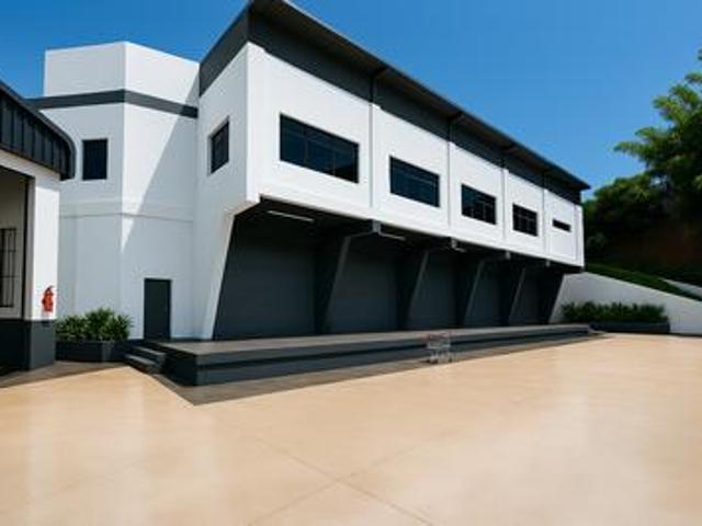 Commercial for rent in Seaview, Kwazulu-natal
