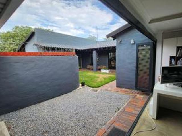 Commercial for rent in Alexandra, Gauteng