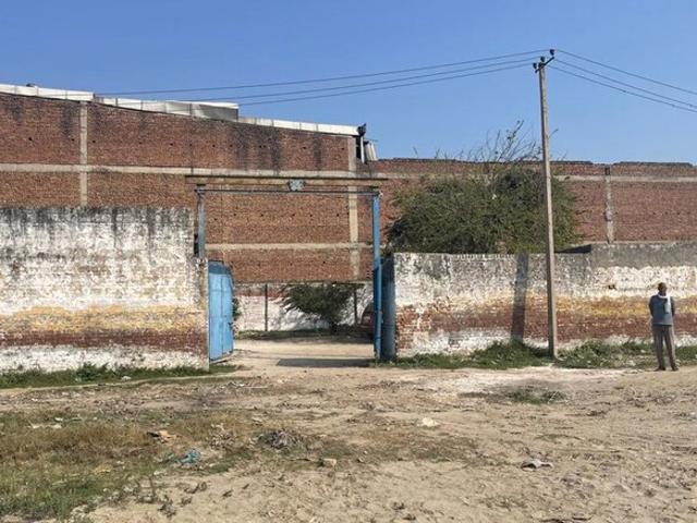 Commercial for sale in Hariana