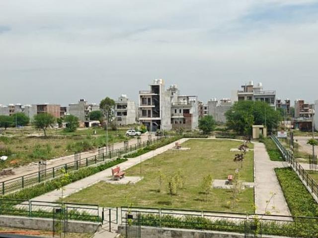 Commercial for sale in Mohari, Punjab