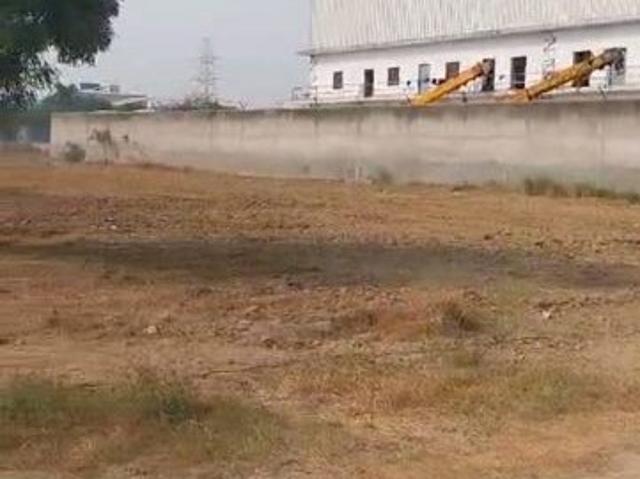 Commercial for sale in Hariana
