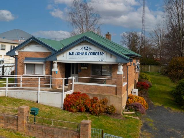 Office for sale in Oberon, New South Wales