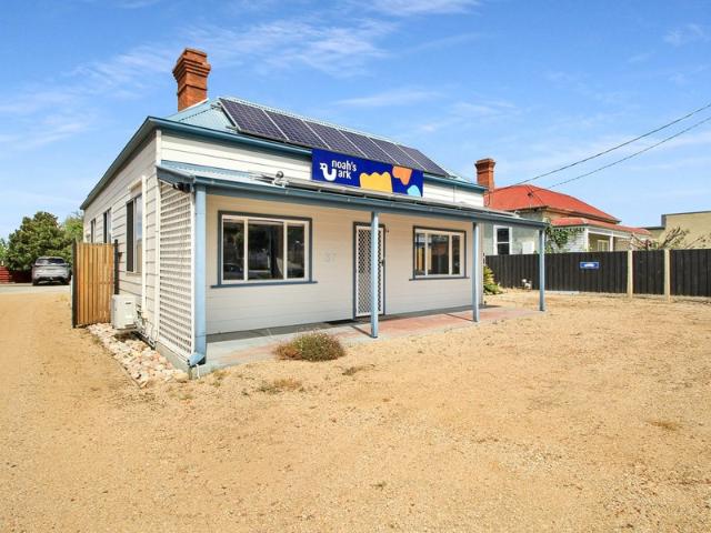 Office for sale in Central Business District, Bairnsdale