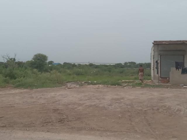 Land for rent in Hariana