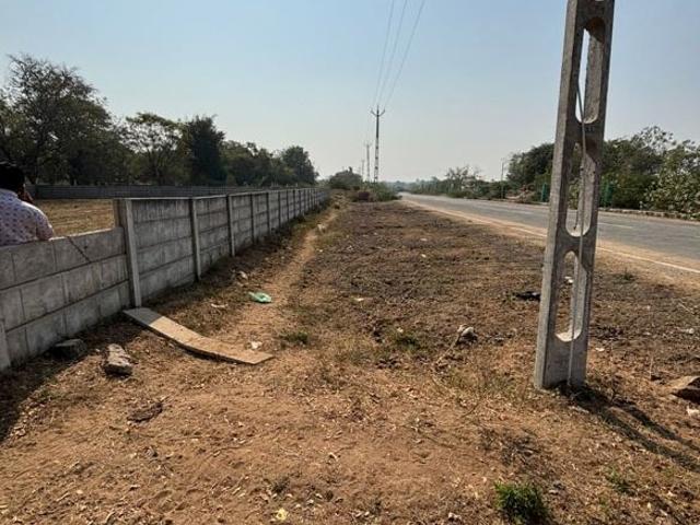 Land for rent in Ahmadabad, Gujarat