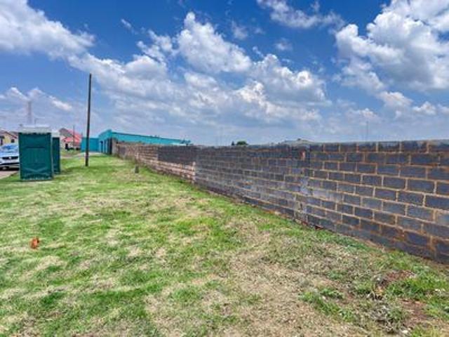 Commercial for sale in Soweto, Gauteng