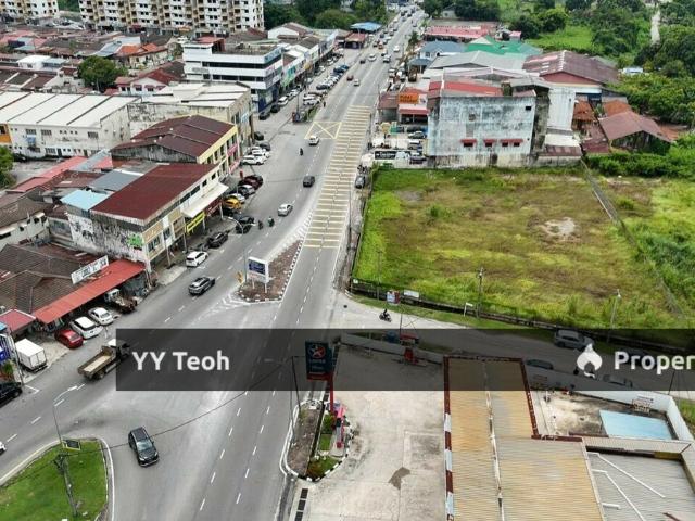 Property for rent in Malaka