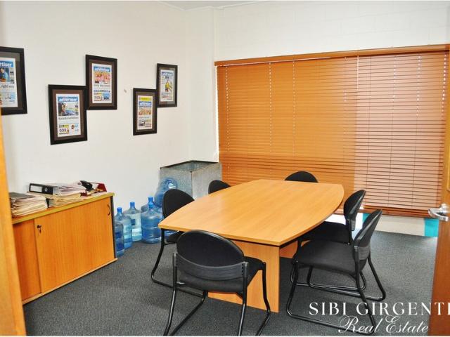 Office for rent in Mareeba, Queensland