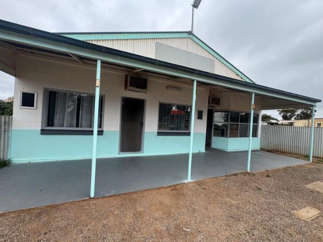 Retail for rent in Quorn, South Australia