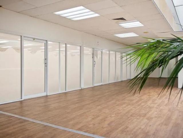 Retail for rent in Wollongong West, New South Wales