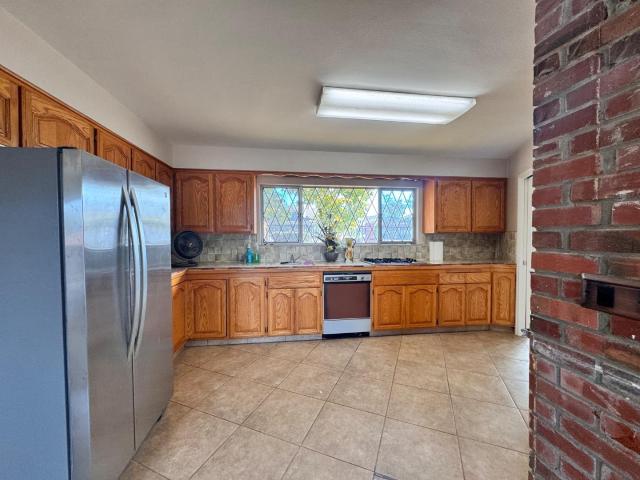 Commercial for sale in Hollister, San Benito County