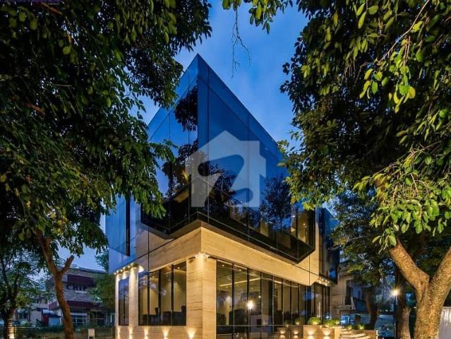 Office for sale in Islamabad