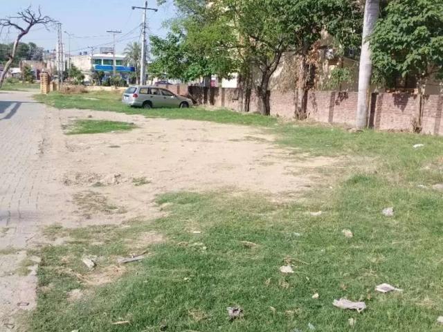 Land for rent in Gujrat, Islamabad Capital Territory