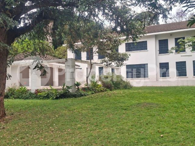 Commercial for rent in Gigiri, Nairobi