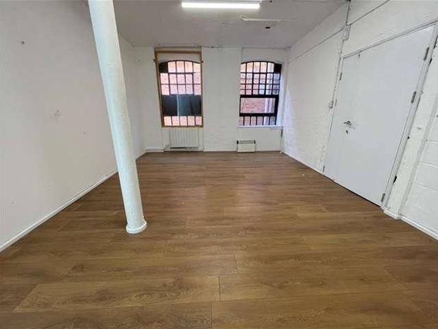 Commercial for rent in Hackney, Hackney