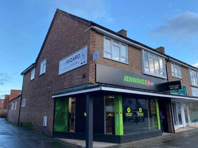 Commercial for rent in Thatcham, West Berkshire