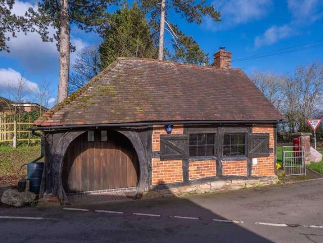 Commercial for sale in Alderminster, Warwickshire