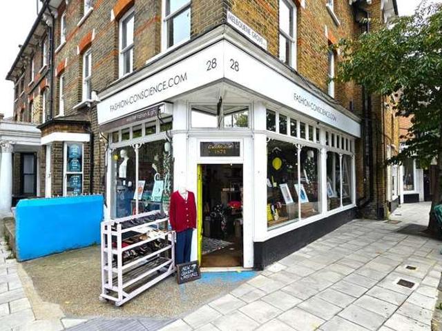 Commercial for rent in East Dulwich, Greater London