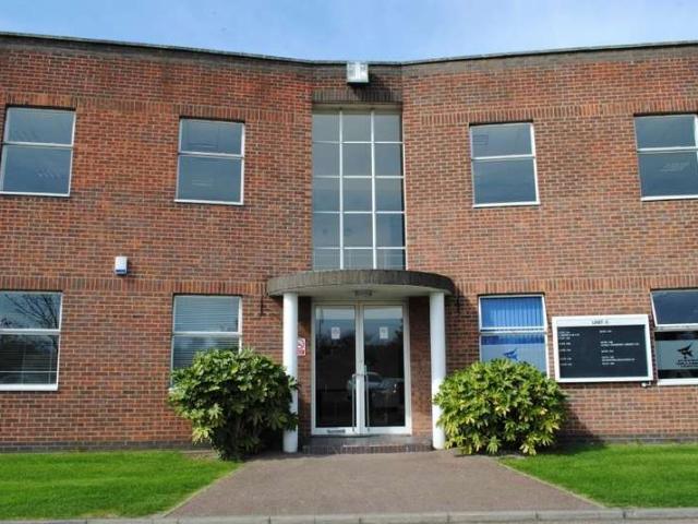 Commercial for rent in Walton, Eastbridge