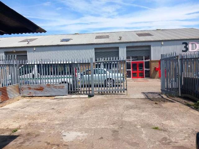 Commercial for rent in Oad Street, Kent