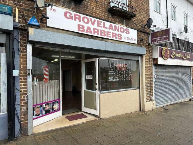 Commercial for rent in Scadbury, Greater London