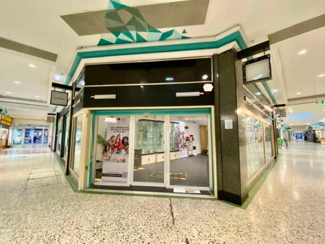 Commercial for rent in Rush Green, Greater London