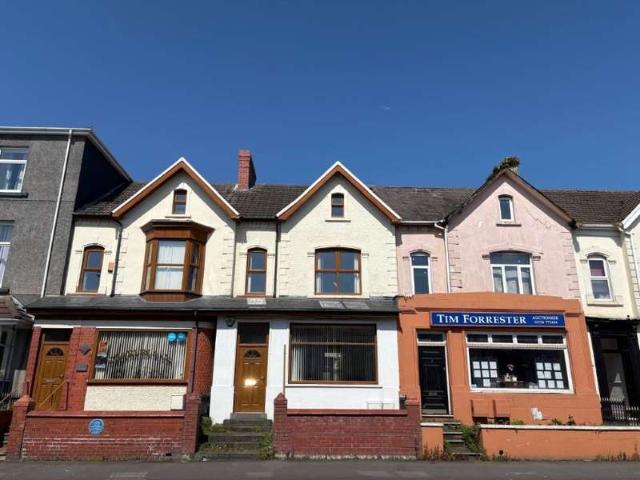 Commercial for sale in Wern, Llanelli
