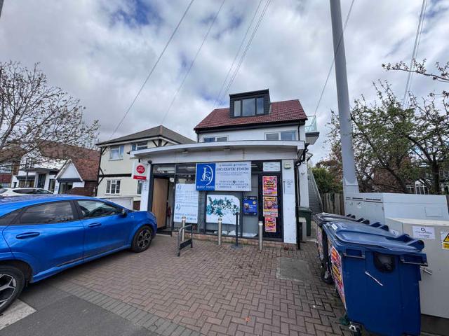 Commercial for rent in Chesterton, Arbury