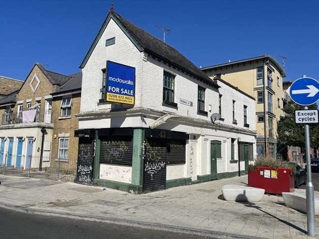 Commercial for sale in Bethnal Green, Greater London