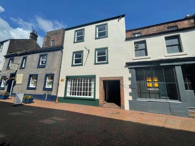 Commercial for rent in Fell Lane
