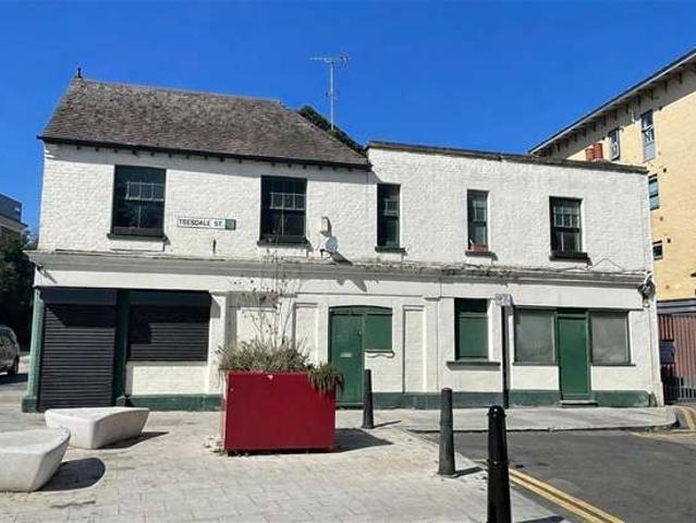 Commercial for rent in Bethnal Green, Greater London