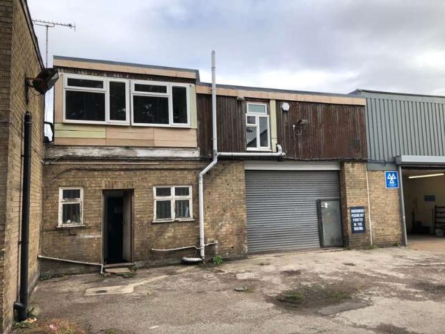 Commercial for rent in Balby, South Yorkshire