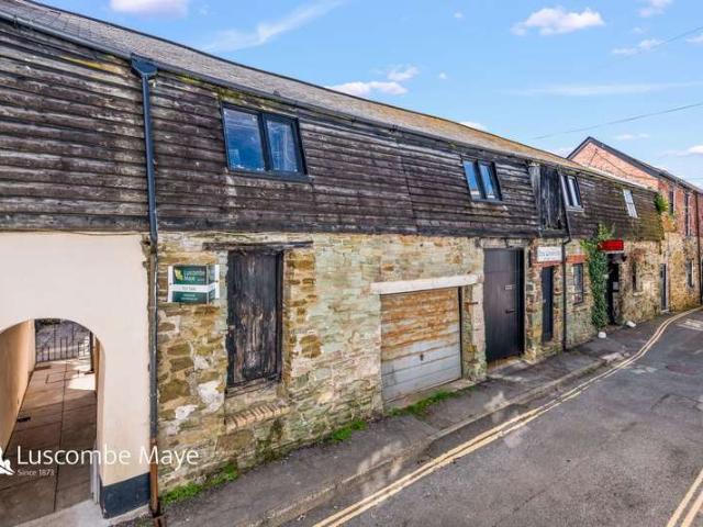 Commercial for sale in Strode, Devon