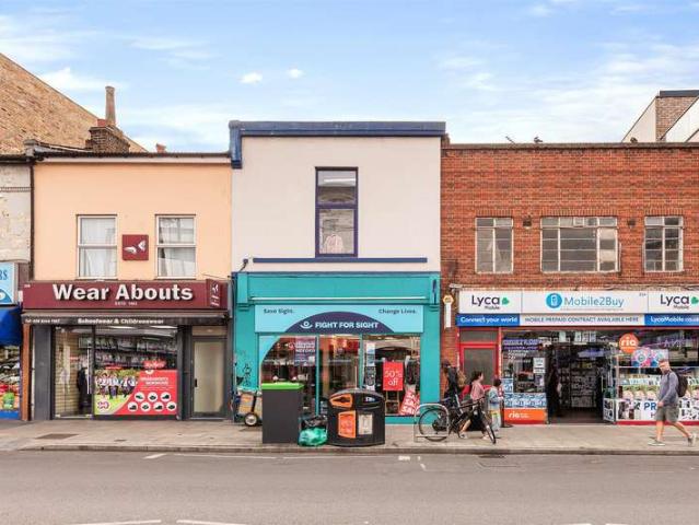 Commercial for sale in West Norwood, Greater London