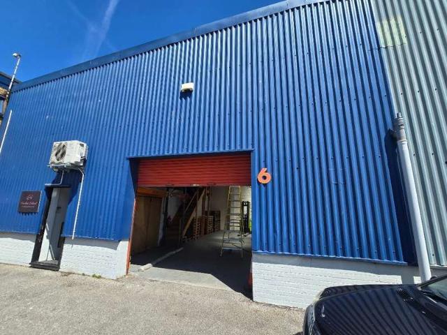 Commercial for rent in North Shoebury, Alton Barnes