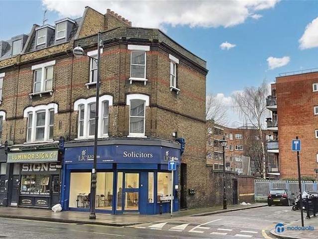 Commercial for sale in Bethnal Green, Greater London
