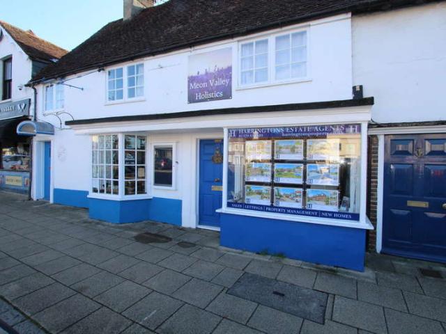 Commercial for rent in Wickham, Hampshire