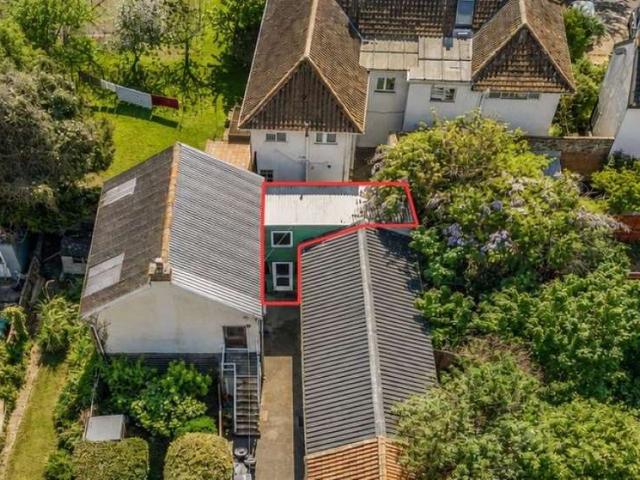 Commercial for sale in Firepool, Rumwell