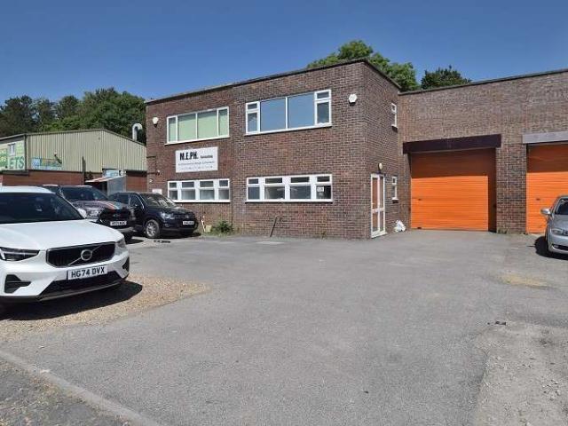 Commercial for rent in Old Milton, Ashurst Bridge