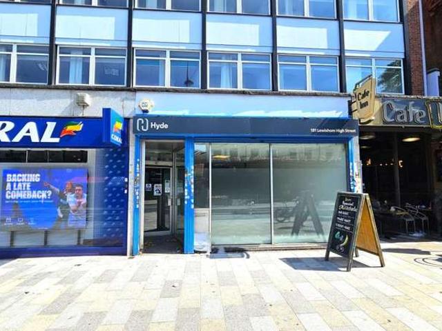 Commercial for rent in London Borough of Lewisham, Ladywell