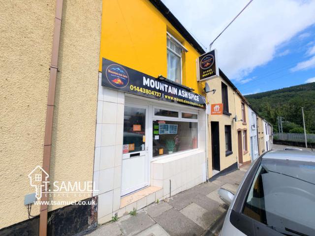 Commercial for sale in Ynysboeth, Wales