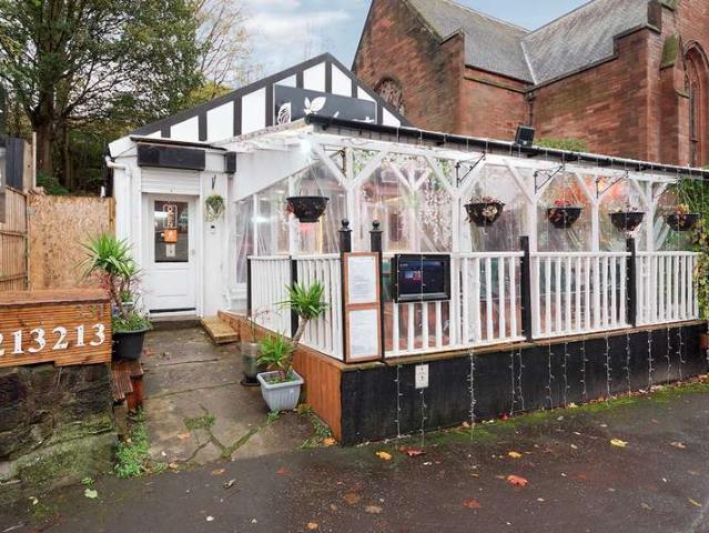 Commercial for sale in Broomhill, Scotland