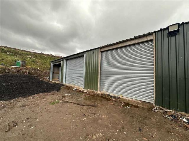 Commercial for rent in Wallsuches, Lee Bank