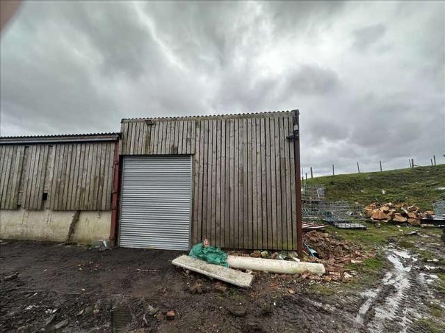 Commercial for rent in Wallsuches, Lee Bank