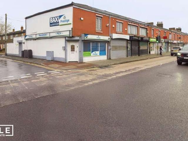 Commercial for rent in Green Bank, St Helens