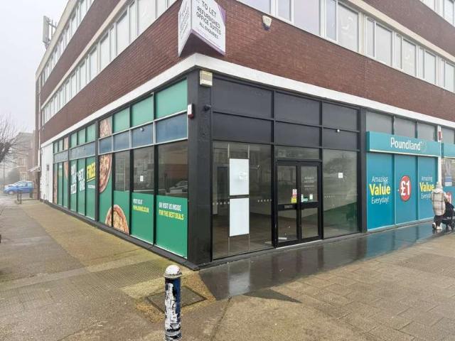 Commercial for rent in Walton, Eastbridge