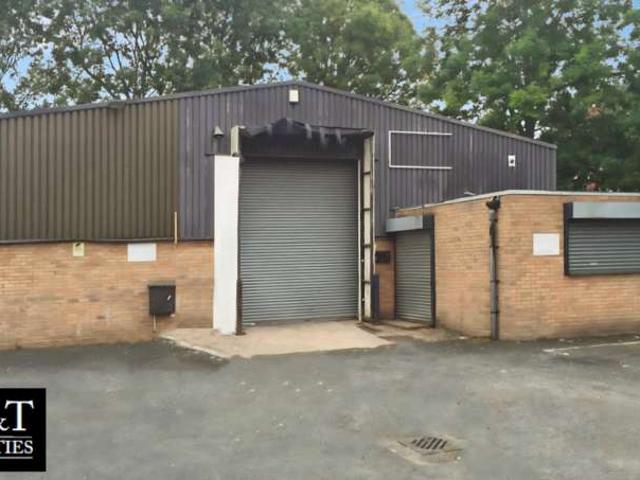 Commercial for rent in Brierley Hill, West Midlands