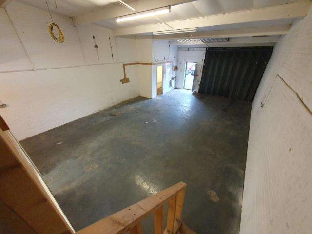 Commercial for rent in Georgia, Greater Manchester