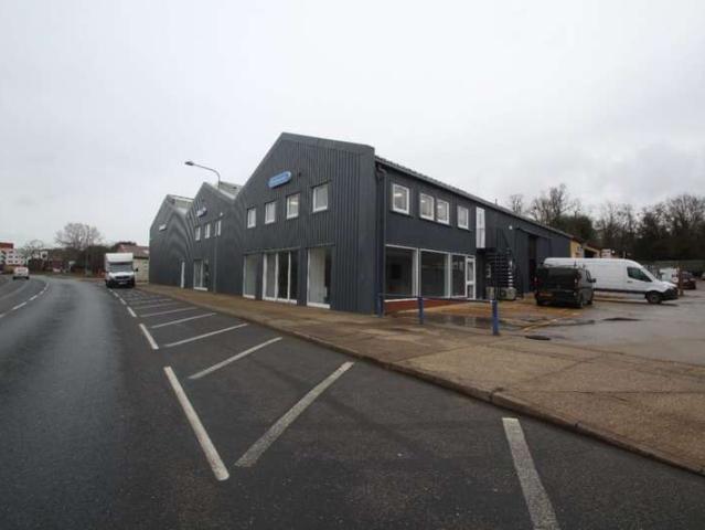 Commercial for rent in Key Street, Suffolk